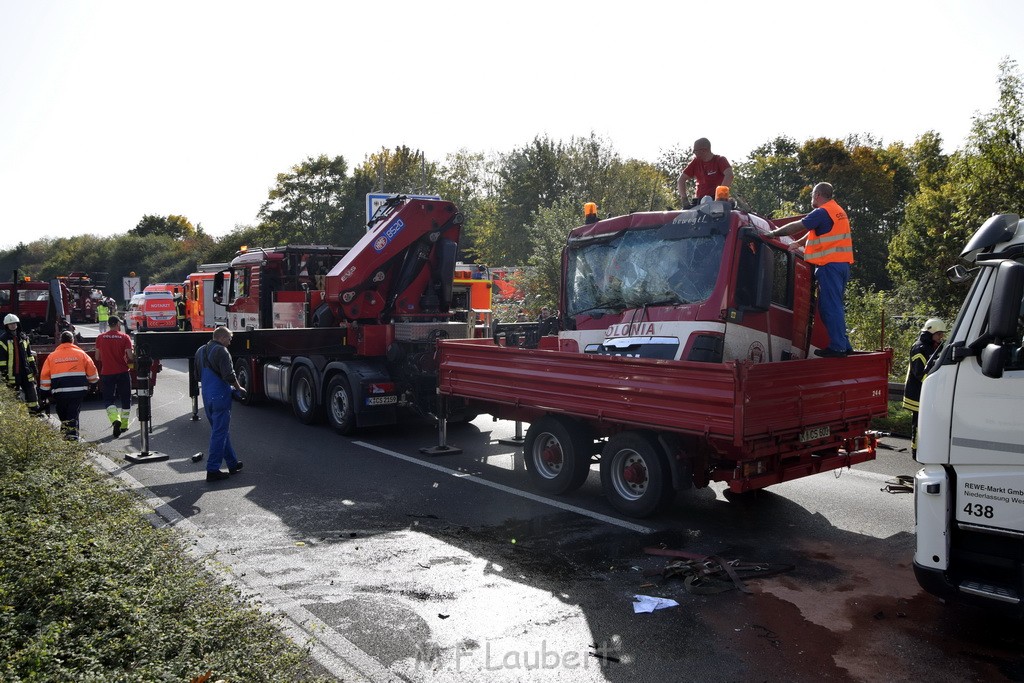 Schwerer VU PKlemm A 57 Rich Innenstadt Hoehe Koeln Chorweiler P162.JPG - Miklos Laubert